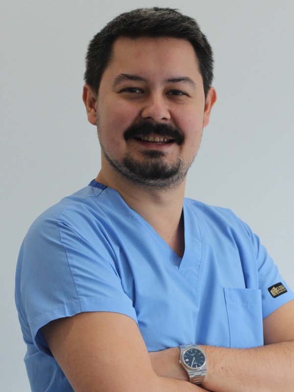 Uzm. Dt. Aybars PİŞİREN